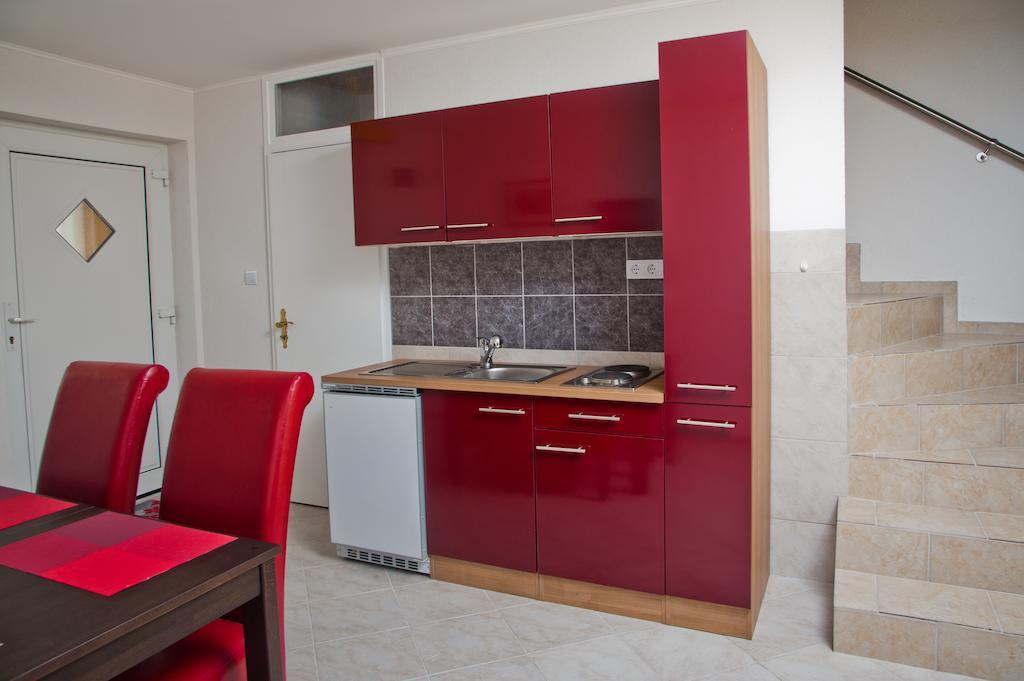 Dunaszekcso Alt Baden Apartement חדר תמונה